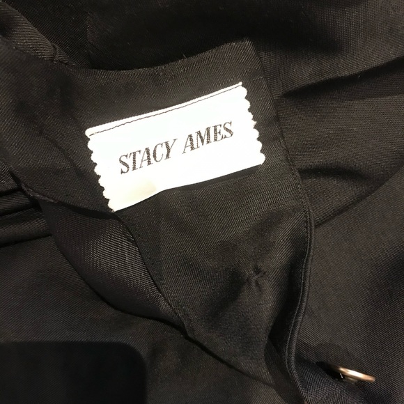 Vintage 1960s black dress with gold buttons - Picture 5 of 5